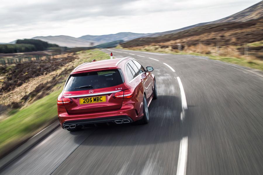  Mercedes-AMG C63 Estate 2015 года  (UK) (фото 6 из 30)